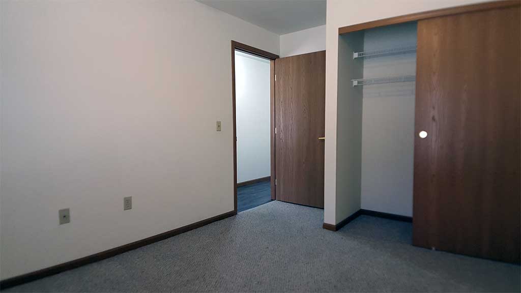 Morris Park SV bedroom 2 closet looking to hallway